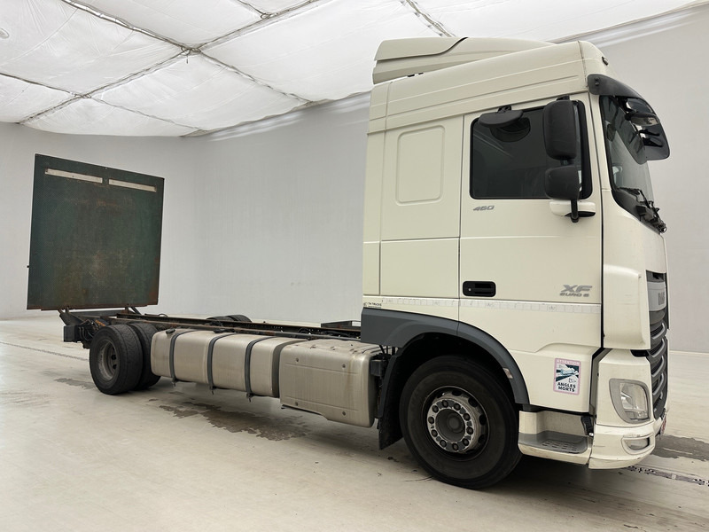 DAF XF 460 Space Cab* - الشاسيه شاحنة: صور 3 DAF XF 460 Space Cab* - الشاسيه شاحنة: صور 3