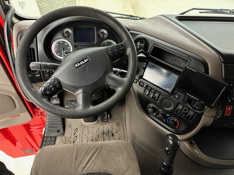 شاحنة ذات الخطاف DAF XF105.410 Space Cab*: صور 10