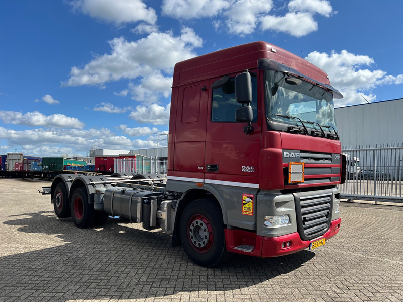 DAF XF105.460 Space Cab* - الشاسيه شاحنة: صور 3 DAF XF105.460 Space Cab* - الشاسيه شاحنة: صور 3