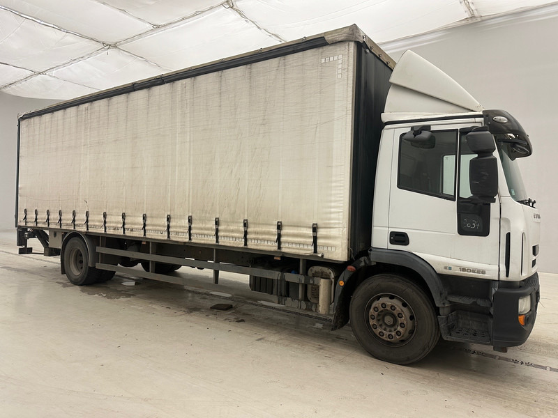 Iveco Eurocargo 180E28 - شاحنة ستارة: صور 3 Iveco Eurocargo 180E28 - شاحنة ستارة: صور 3