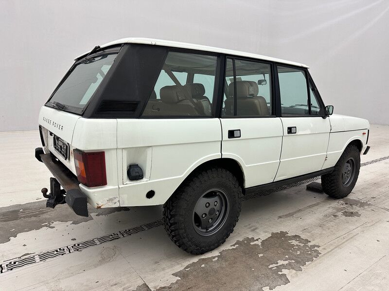 Land Rover Range Rover V8 - سيارة ستيشن: صور 5 Land Rover Range Rover V8 - سيارة ستيشن: صور 5