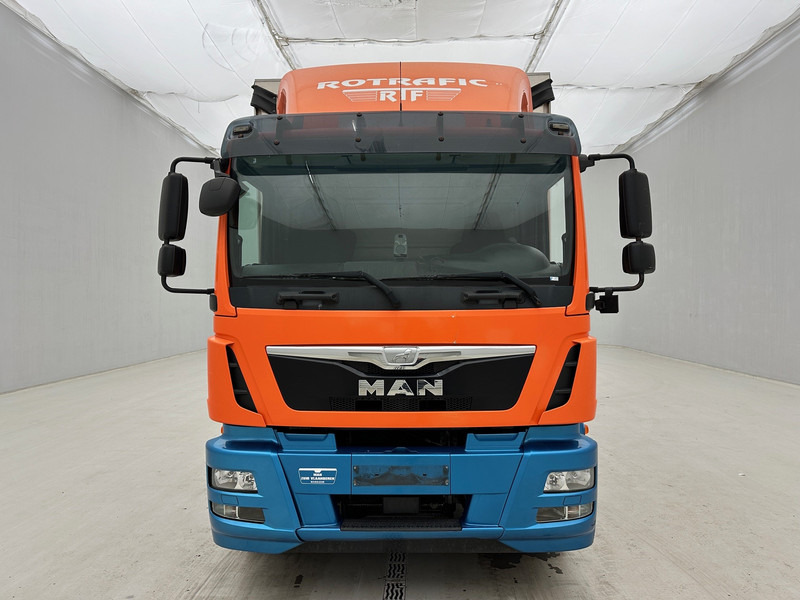 MAN TGM 18.290 - شاحنة ستارة: صور 2 MAN TGM 18.290 - شاحنة ستارة: صور 2