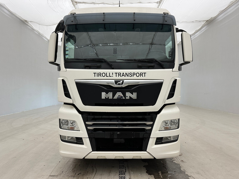 MAN TGX18.460 - engine broken - شاحنة جرار: صور 2 MAN TGX18.460 - engine broken - شاحنة جرار: صور 2