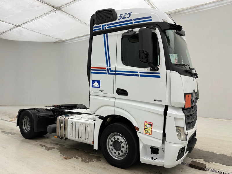 Mercedes-Benz Actros 1942 - شاحنة جرار: صور 3 Mercedes-Benz Actros 1942 - شاحنة جرار: صور 3