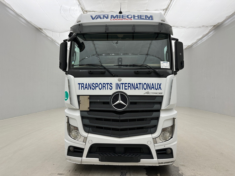 Mercedes-Benz Actros 1942 - شاحنة جرار: صور 2 Mercedes-Benz Actros 1942 - شاحنة جرار: صور 2