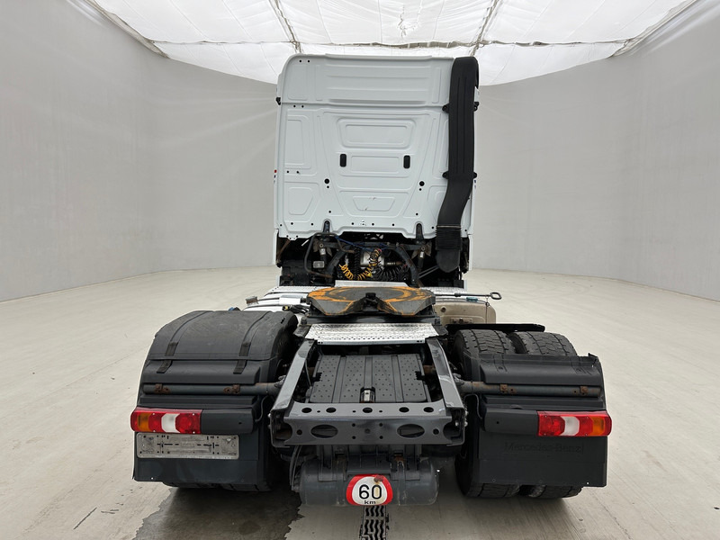 Mercedes-Benz Actros 1942 - شاحنة جرار: صور 5 Mercedes-Benz Actros 1942 - شاحنة جرار: صور 5