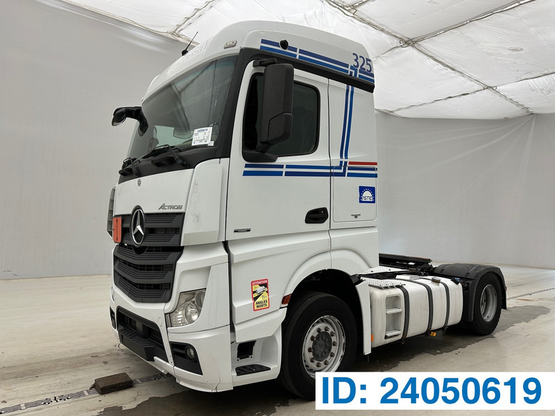 Mercedes-Benz Actros 1942 - شاحنة جرار: صور 1 Mercedes-Benz Actros 1942 - شاحنة جرار: صور 1