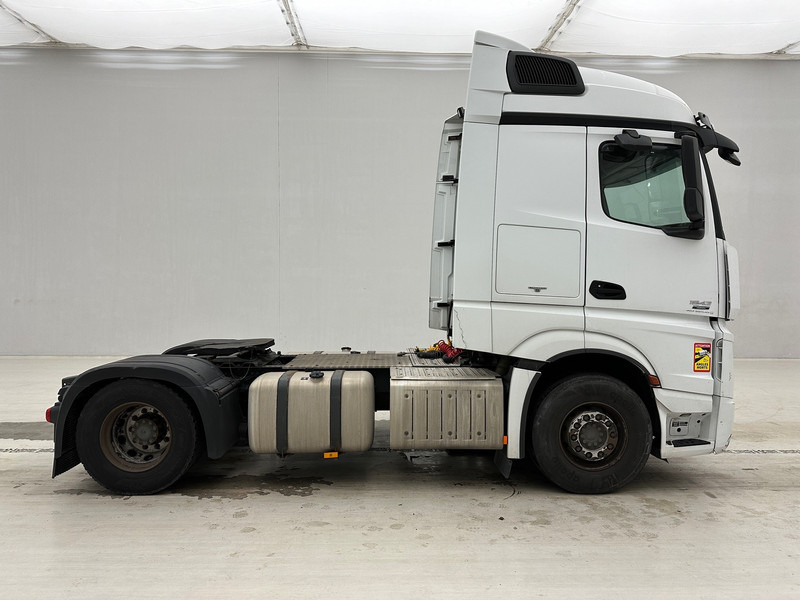 Mercedes-Benz Actros 1942 - شاحنة جرار: صور 4 Mercedes-Benz Actros 1942 - شاحنة جرار: صور 4