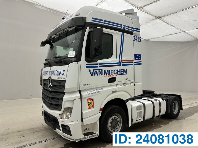 Mercedes-Benz Actros 1942 - شاحنة جرار: صور 1 Mercedes-Benz Actros 1942 - شاحنة جرار: صور 1