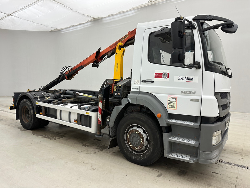 Mercedes-Benz Axor 1824 - شاحنة ذات الخطاف, شاحنة كرين: صور 3 Mercedes-Benz Axor 1824 - شاحنة ذات الخطاف, شاحنة كرين: صور 3