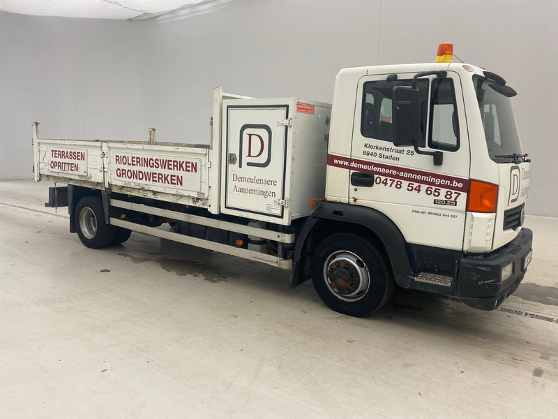 Nissan Atleon 120.25 - قلابات: صور 3 Nissan Atleon 120.25 - قلابات: صور 3