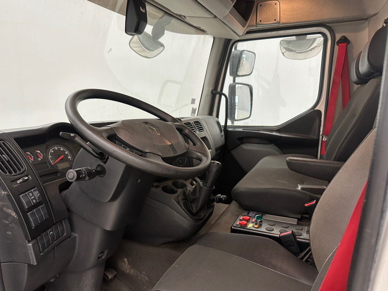 شاحنة كرين Renault D14.250: صور 11 شاحنة كرين Renault D14.250: صور 11