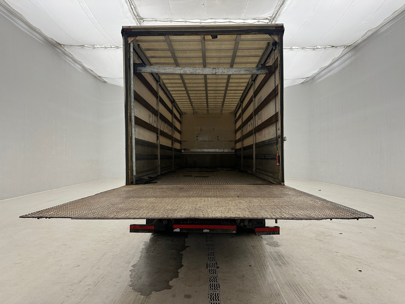 Volvo FE 300 - 6x2 - شاحنة ستارة: صور 5 Volvo FE 300 - 6x2 - شاحنة ستارة: صور 5