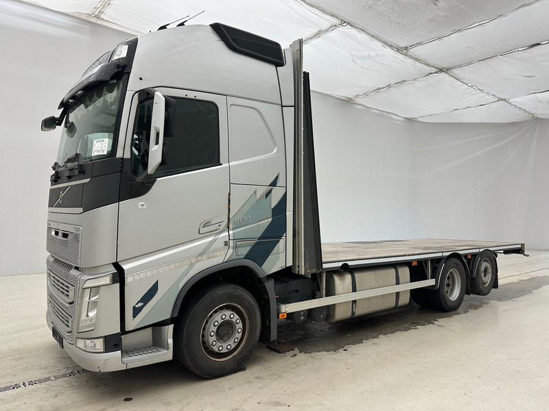 Volvo FH 500 Globetrotter - شاحنات مسطحة: صور 1 Volvo FH 500 Globetrotter - شاحنات مسطحة: صور 1