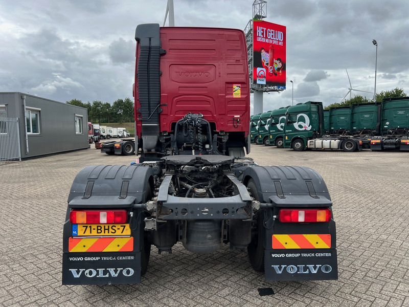 Volvo FH13.420 Globetrotter - ADR - شاحنة جرار: صور 5 Volvo FH13.420 Globetrotter - ADR - شاحنة جرار: صور 5