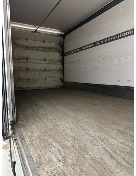 Volvo FL 220* - مبردة شاحنة: صور 5 Volvo FL 220* - مبردة شاحنة: صور 5