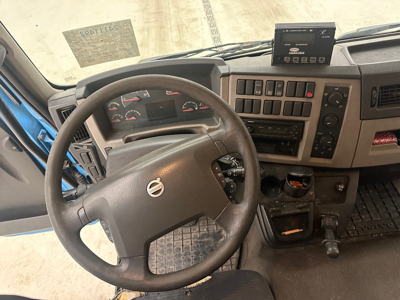 مبردة شاحنة Volvo FL 260 - 4x2: صور 8