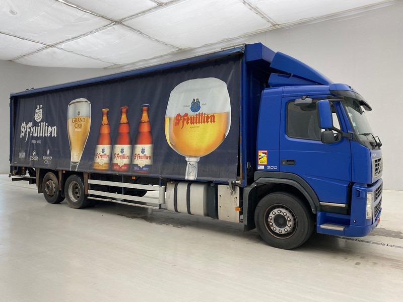 Volvo FM 300 - 6x2 - شاحنة ستارة: صور 3 Volvo FM 300 - 6x2 - شاحنة ستارة: صور 3