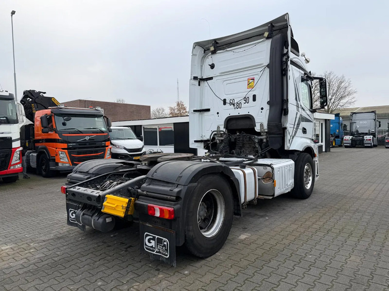 Mercedes-Benz Actros 1848 Retarder Euro 6 - شاحنة جرار: صور 4 Mercedes-Benz Actros 1848 Retarder Euro 6 - شاحنة جرار: صور 4