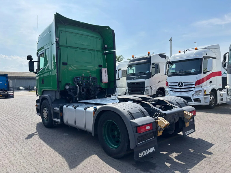 Scania R450 Topline Retarder Euro 6 - شاحنة جرار: صور 3 Scania R450 Topline Retarder Euro 6 - شاحنة جرار: صور 3
