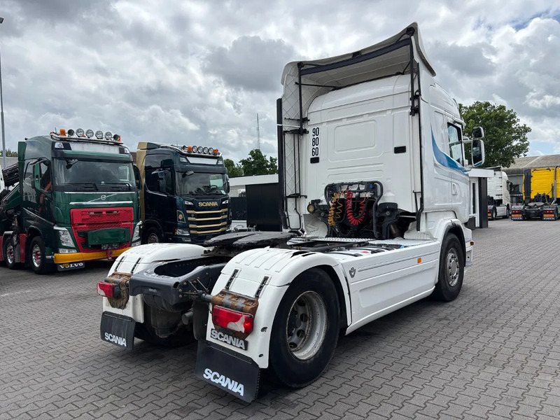 Scania R560 V8 Highline Euro 5 Retarder - شاحنة جرار: صور 4 Scania R560 V8 Highline Euro 5 Retarder - شاحنة جرار: صور 4