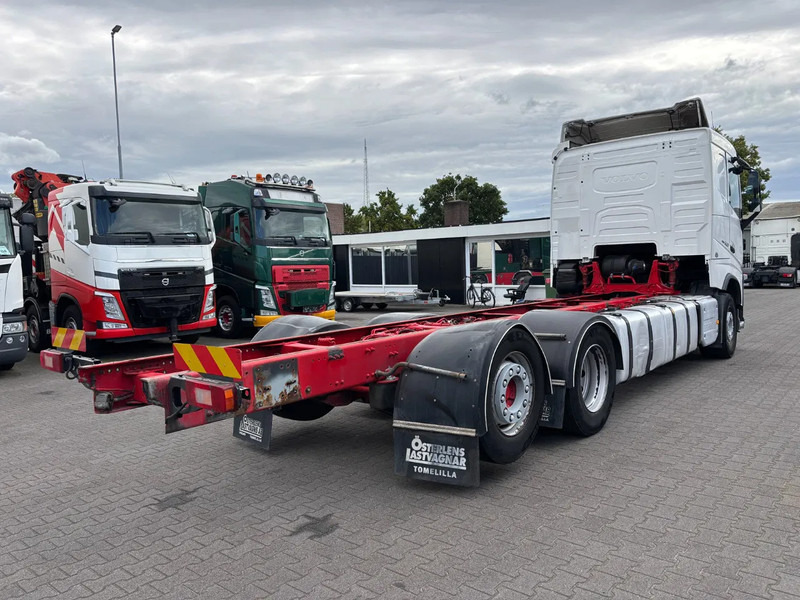 Volvo FH 500 6X2 Euro 6 - الشاسيه شاحنة: صور 4 Volvo FH 500 6X2 Euro 6 - الشاسيه شاحنة: صور 4