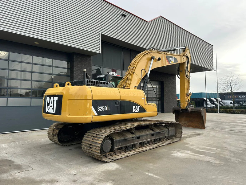 Caterpillar 325 DL - حفارات زحافة: صور 5 Caterpillar 325 DL - حفارات زحافة: صور 5