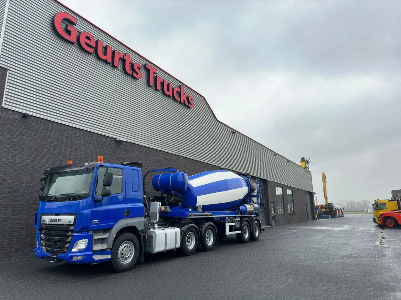 DAF CF 510 6X4 + DE BUF ST2 2-ASSIGE 10M3 CONCRETE M - شاحنة خلاطة خرسانة: صور 2 DAF CF 510 6X4 + DE BUF ST2 2-ASSIGE 10M3 CONCRETE M - شاحنة خلاطة خرسانة: صور 2