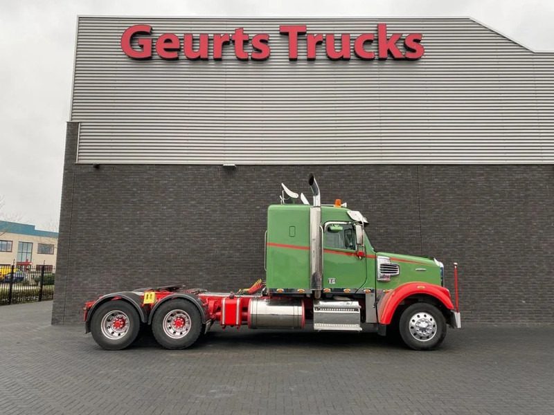 Freightliner CORONADA 6X4 EURO 6 TREKKER/TRACTOR/SATTELZUGMASCHINE/SHOWTRUCK - شاحنة جرار: صور 4 Freightliner CORONADA 6X4 EURO 6 TREKKER/TRACTOR/SATTELZUGMASCHINE/SHOWTRUCK - شاحنة جرار: صور 4