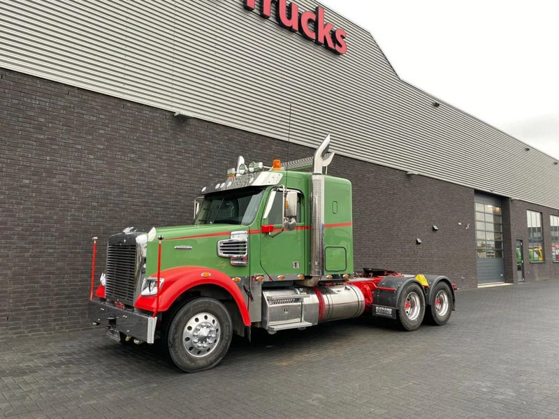 Freightliner CORONADA 6X4 EURO 6 TREKKER/TRACTOR/SATTELZUGMASCHINE/SHOWTRUCK - شاحنة جرار: صور 2 Freightliner CORONADA 6X4 EURO 6 TREKKER/TRACTOR/SATTELZUGMASCHINE/SHOWTRUCK - شاحنة جرار: صور 2