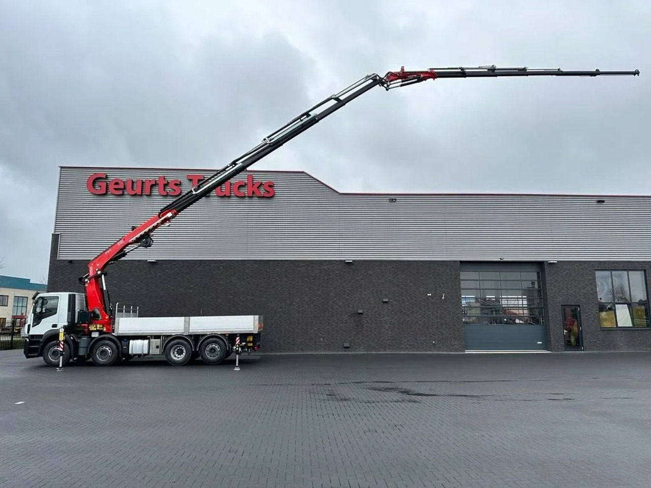 Iveco Stralis 480 X-WAY 8X2 + FASSI 545RA.2.26 + JIB L - شاحنة كرين: صور 1 Iveco Stralis 480 X-WAY 8X2 + FASSI 545RA.2.26 + JIB L - شاحنة كرين: صور 1
