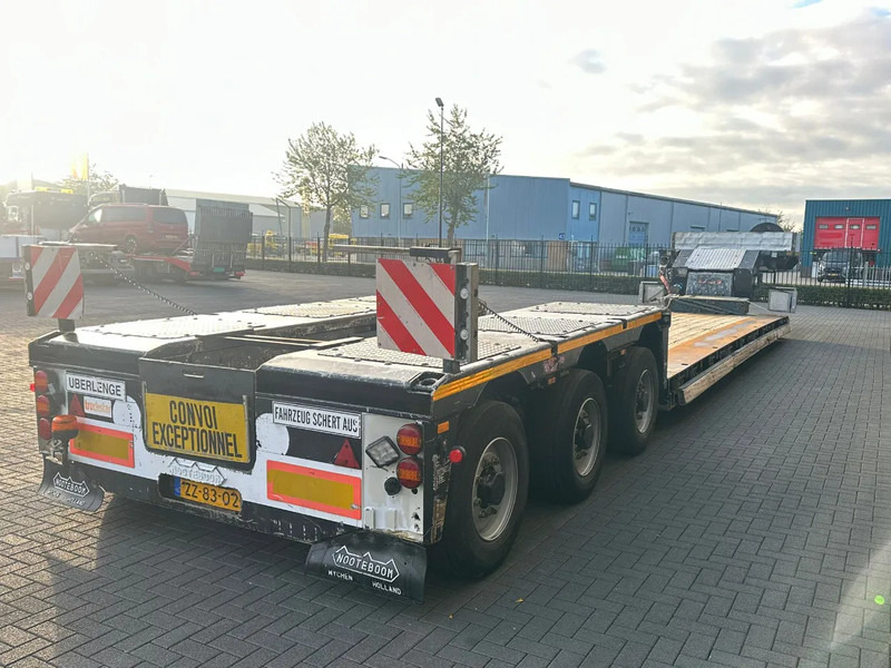 Nooteboom EURO 67-03 PENDEL ASSEN DIEPLADE/LOWLOADER/TIEFLADER - عربة مسطحة منخفضة نصف مقطورة: صور 5 Nooteboom EURO 67-03 PENDEL ASSEN DIEPLADE/LOWLOADER/TIEFLADER - عربة مسطحة منخفضة نصف مقطورة: صور 5