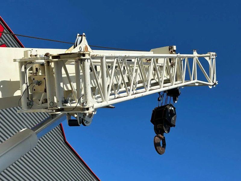 Terex RT130 ROUGH TERRAIN CRANE + JIB إيجار Terex RT130 ROUGH TERRAIN CRANE + JIB: صور 10 Terex RT130 ROUGH TERRAIN CRANE + JIB إيجار Terex RT130 ROUGH TERRAIN CRANE + JIB: صور 10