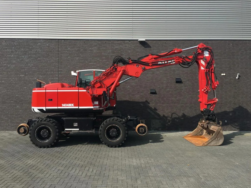 Terex TW 160 SR RAILWAY EXAVATOR - حفارة على عجلات: صور 4 Terex TW 160 SR RAILWAY EXAVATOR - حفارة على عجلات: صور 4