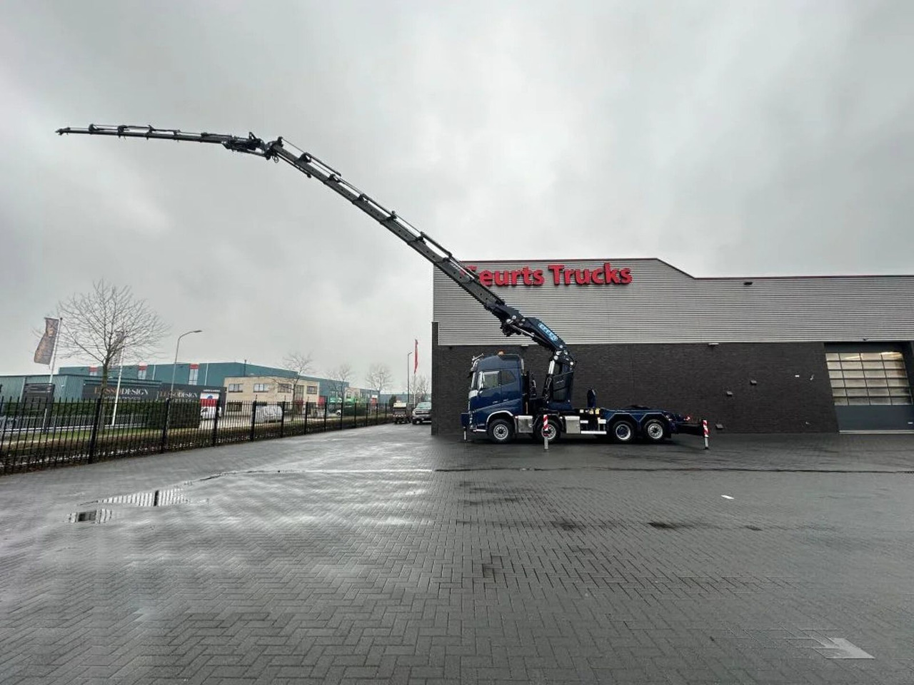 Volvo FH 16.650 8X2 + EFFER 1855/8S + JIB 6S HEAVY DUT - شاحنة جرار: صور 5 Volvo FH 16.650 8X2 + EFFER 1855/8S + JIB 6S HEAVY DUT - شاحنة جرار: صور 5