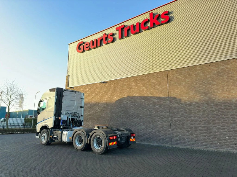 Volvo FH 460 6X4 TREKKER/TRACTOR/SZM EURO 6 HYDRAULIC - شاحنة جرار: صور 3 Volvo FH 460 6X4 TREKKER/TRACTOR/SZM EURO 6 HYDRAULIC - شاحنة جرار: صور 3
