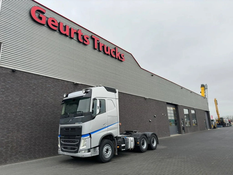 Volvo FH 460 6X4 TREKKER/TRACTOR/SZM EURO 6 HYDRAULIC - شاحنة جرار: صور 2 Volvo FH 460 6X4 TREKKER/TRACTOR/SZM EURO 6 HYDRAULIC - شاحنة جرار: صور 2