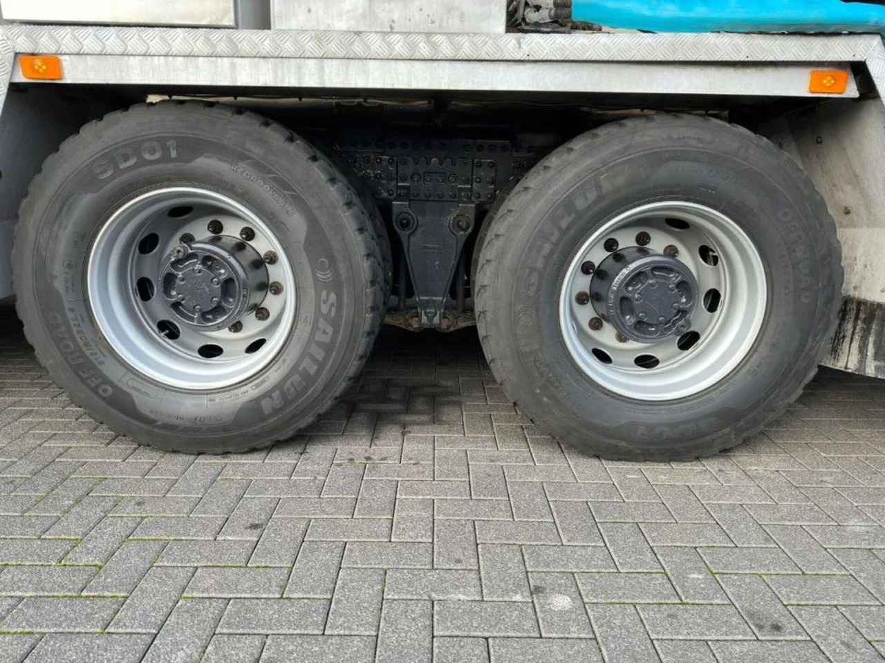 Volvo FM 410 8X4 + STETTER 9 M3 MIXER/MISCHER + THEAM إيجار Volvo FM 410 8X4 + STETTER 9 M3 MIXER/MISCHER + THEAM: صور 16