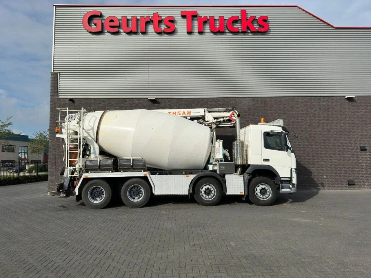Volvo FM 410 8X4 + STETTER 9 M3 MIXER/MISCHER + THEAM - شاحنة خلاطة خرسانة: صور 4 Volvo FM 410 8X4 + STETTER 9 M3 MIXER/MISCHER + THEAM - شاحنة خلاطة خرسانة: صور 4