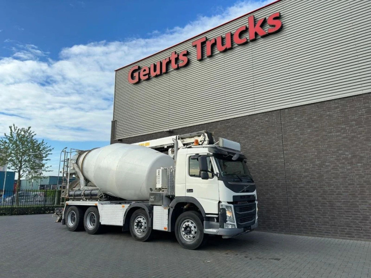 Volvo FM 410 8X4 + STETTER 9 M3 MIXER/MISCHER + THEAM إيجار Volvo FM 410 8X4 + STETTER 9 M3 MIXER/MISCHER + THEAM: صور 6