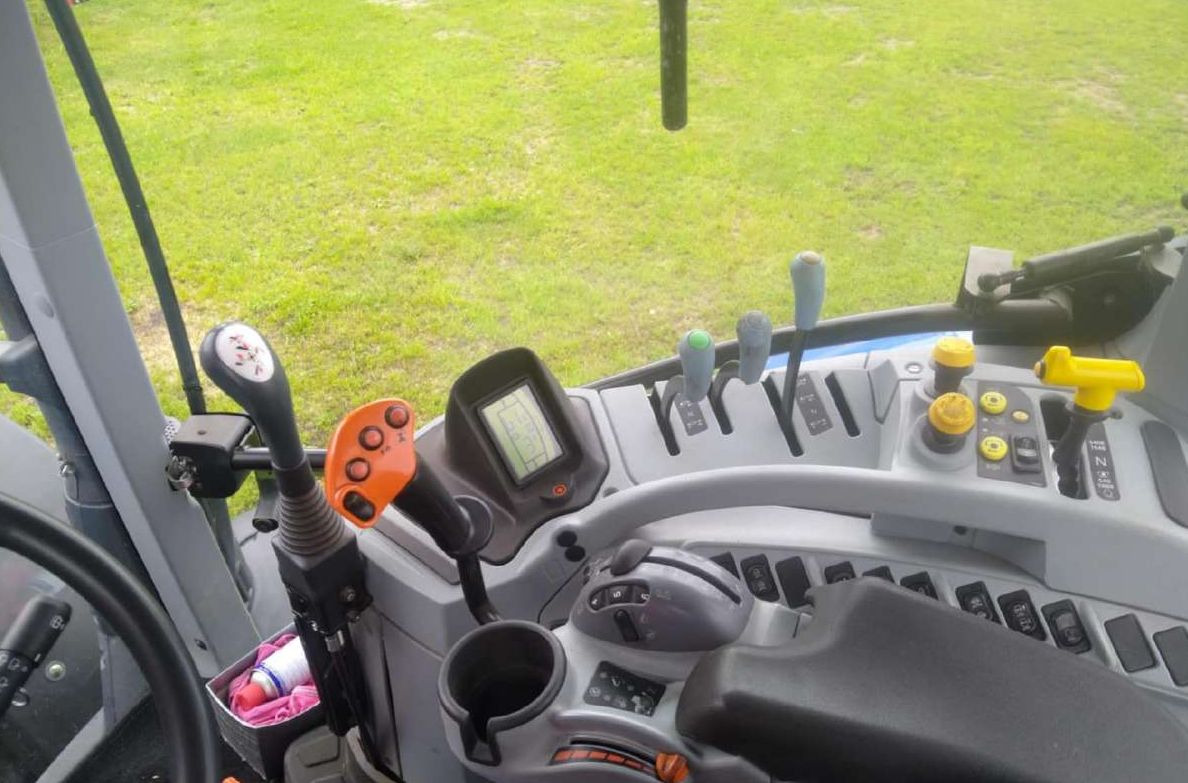 NEW HOLLAND T7.175 - جرار: صور 4 NEW HOLLAND T7.175 - جرار: صور 4