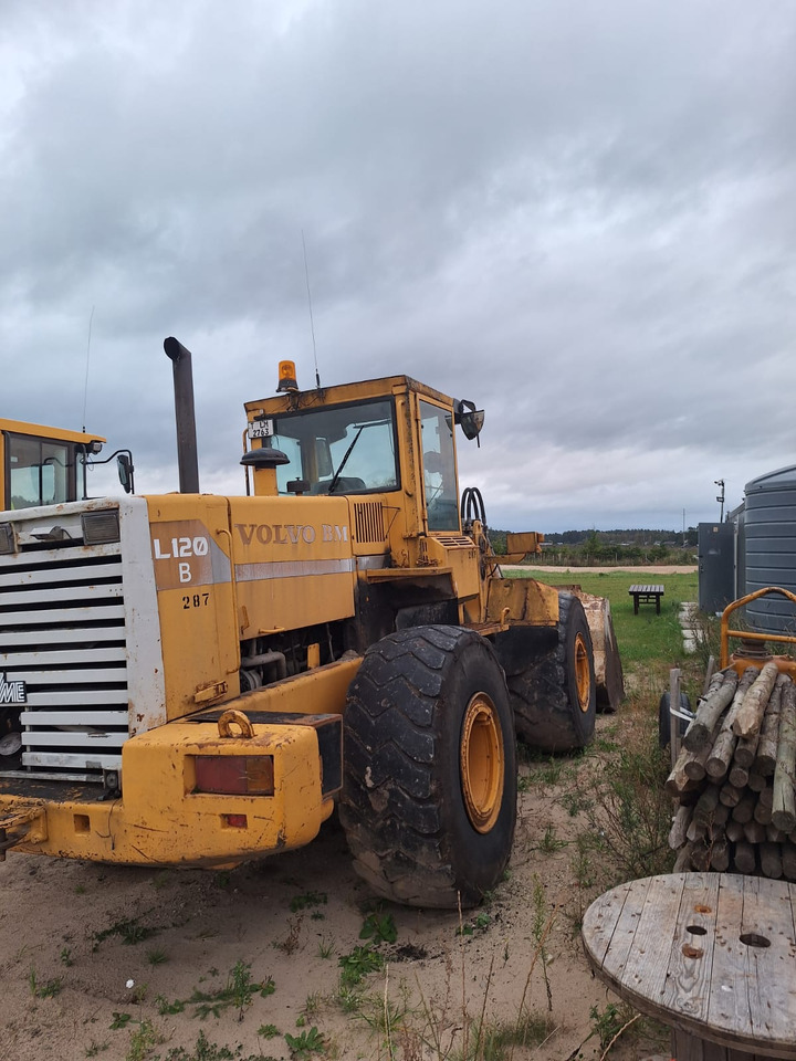 VOLVO L120 - اللودر بعجل: صور 4 VOLVO L120 - اللودر بعجل: صور 4