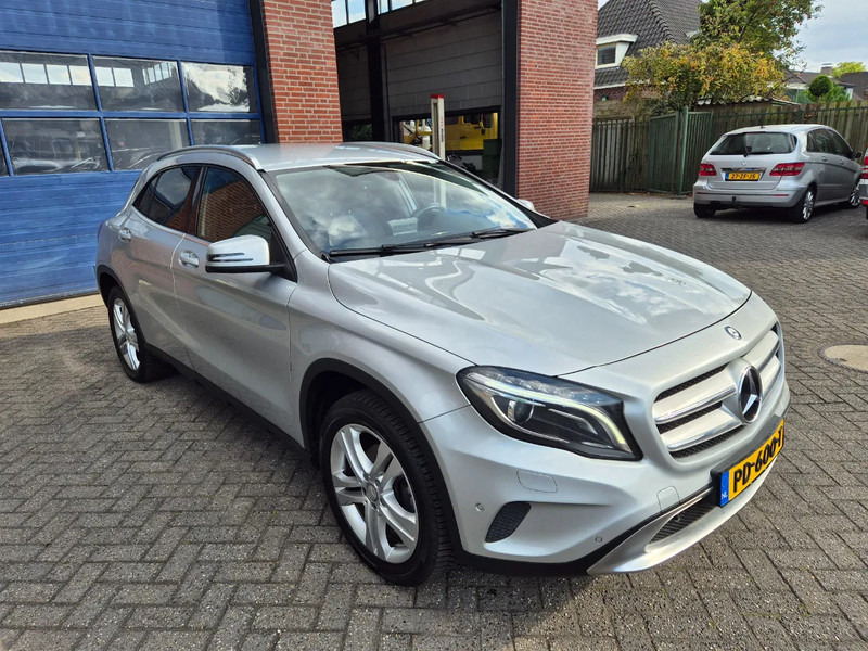 Mercedes-Benz GLA 200 automaat Prestige - سيارة: صور 2 Mercedes-Benz GLA 200 automaat Prestige - سيارة: صور 2