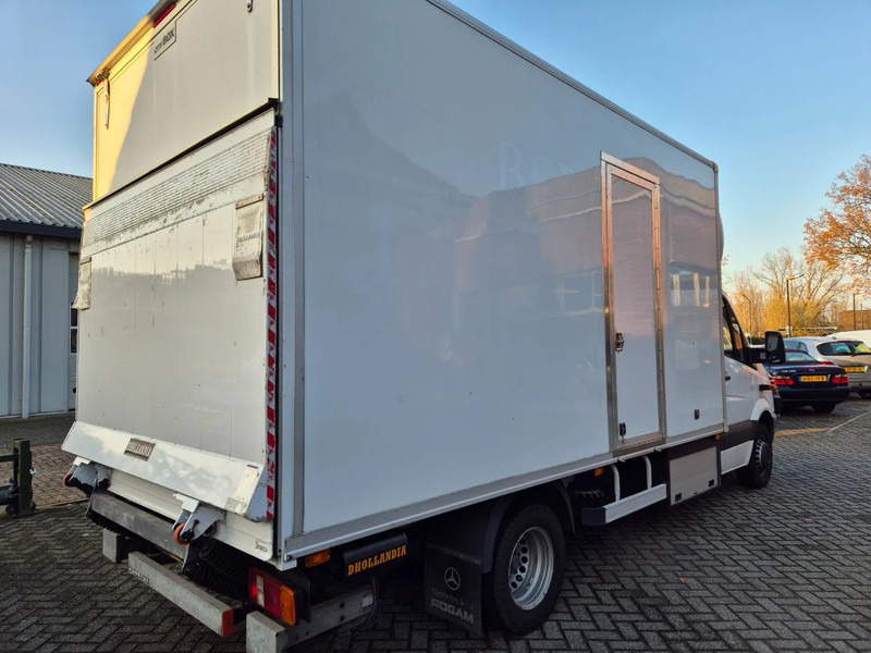 Mercedes-Benz Sprinter 516 cdi met laadklep - الشاحنات الصغيرة صندوق مغلق: صور 3 Mercedes-Benz Sprinter 516 cdi met laadklep - الشاحنات الصغيرة صندوق مغلق: صور 3