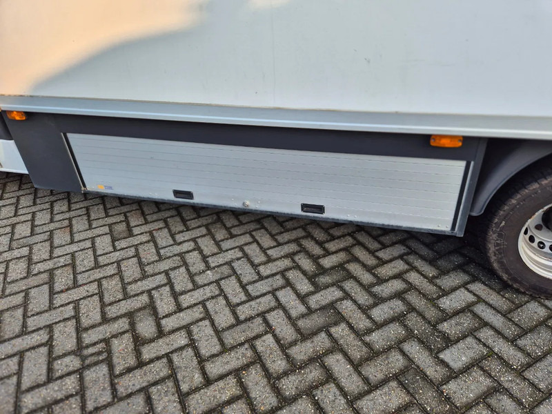 Mercedes-Benz Sprinter 516 cdi met laadklep - الشاحنات الصغيرة صندوق مغلق: صور 5 Mercedes-Benz Sprinter 516 cdi met laadklep - الشاحنات الصغيرة صندوق مغلق: صور 5