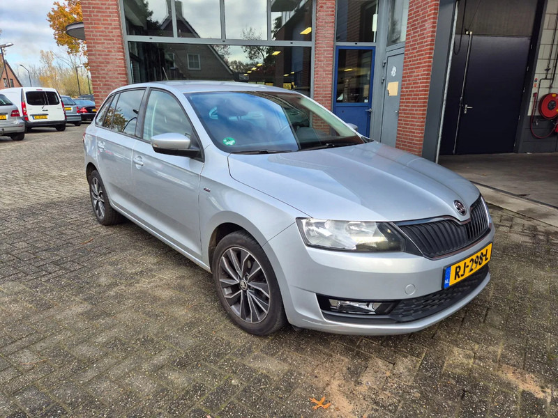 Škoda Rapid . automaat Spaceback 1.0TSI Greentech Drive - هاتشباك: صور 3 Škoda Rapid . automaat Spaceback 1.0TSI Greentech Drive - هاتشباك: صور 3