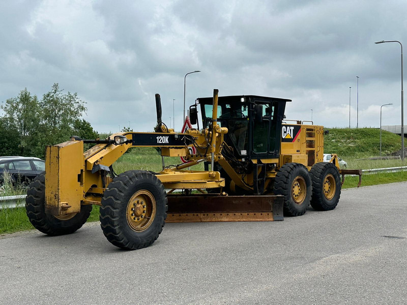 Caterpillar 120K - آلة تسوية الأرض: صور 2 Caterpillar 120K - آلة تسوية الأرض: صور 2