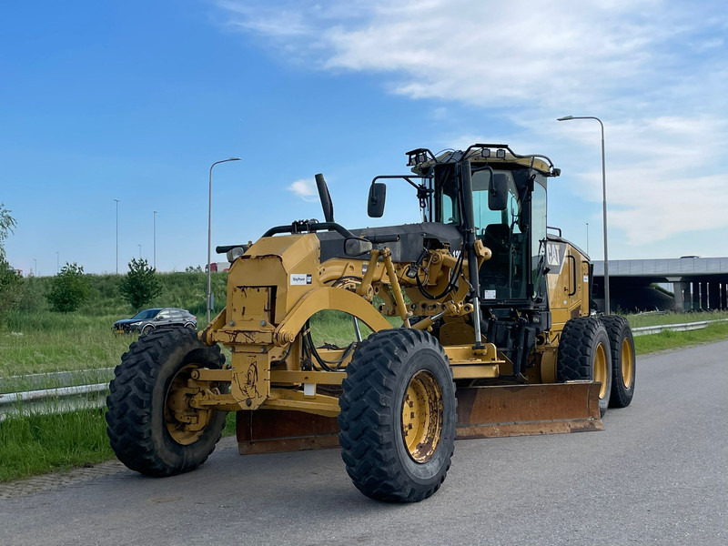 Caterpillar 12M - آلة تسوية الأرض: صور 2 Caterpillar 12M - آلة تسوية الأرض: صور 2