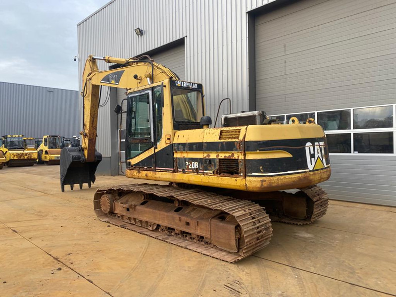 Caterpillar 320BL - حفارات زحافة: صور 3 Caterpillar 320BL - حفارات زحافة: صور 3