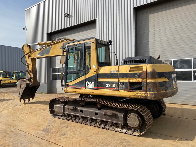 Caterpillar 320B - حفارات زحافة: صور 3 Caterpillar 320B - حفارات زحافة: صور 3